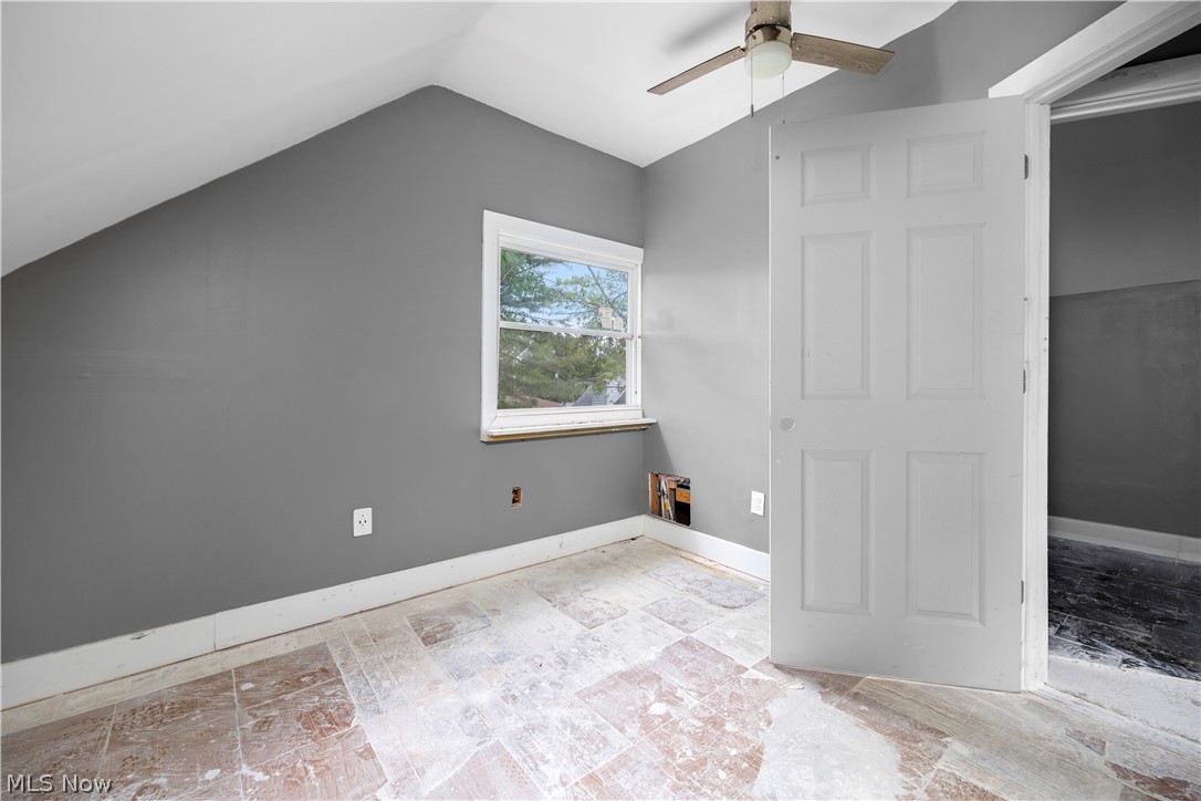 2922 Cory Avenue Akron OH 44314