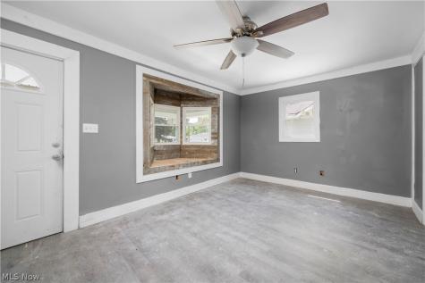 2922 Cory Avenue Akron OH 44314