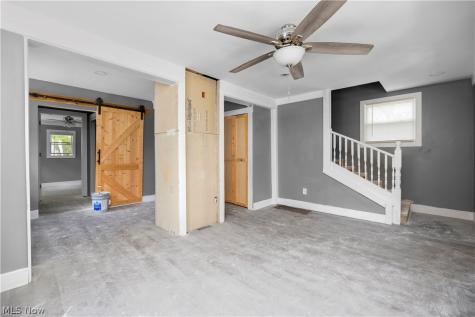 2922 Cory Avenue Akron OH 44314