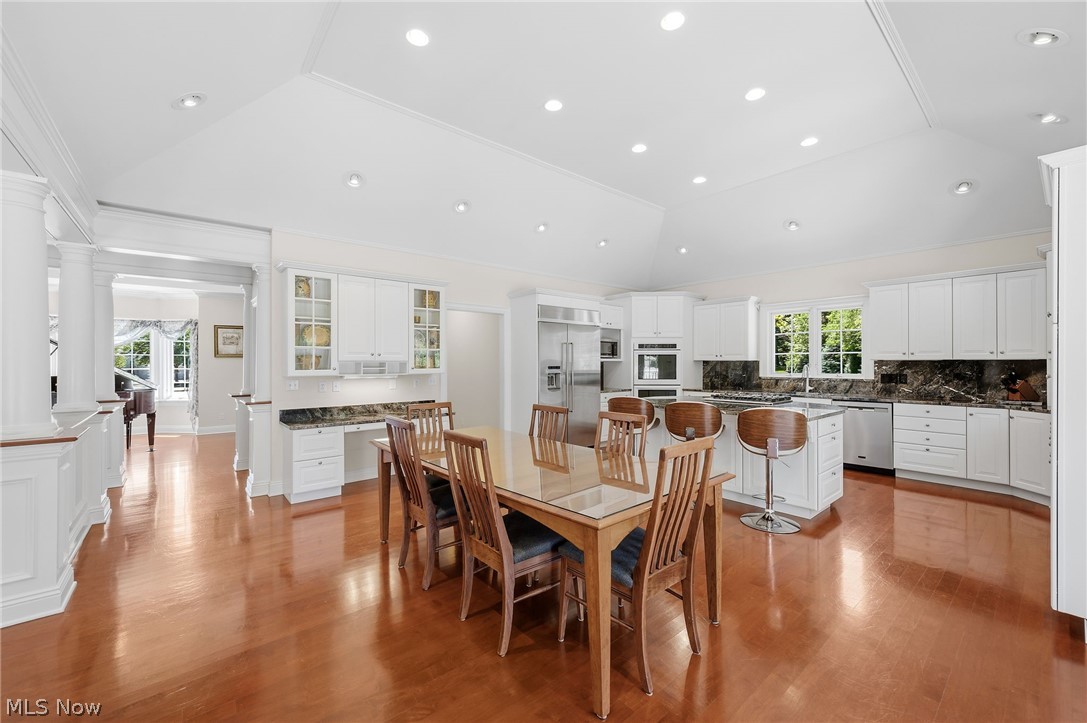 427 Diana Court Highland Heights OH 44143