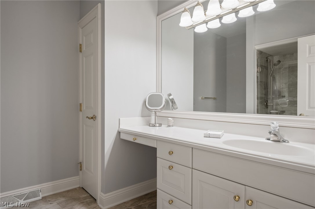 427 Diana Court Highland Heights OH 44143