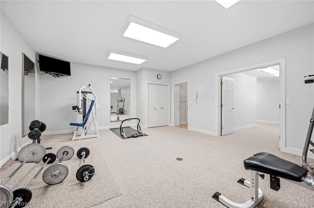 427 Diana Court Highland Heights OH 44143