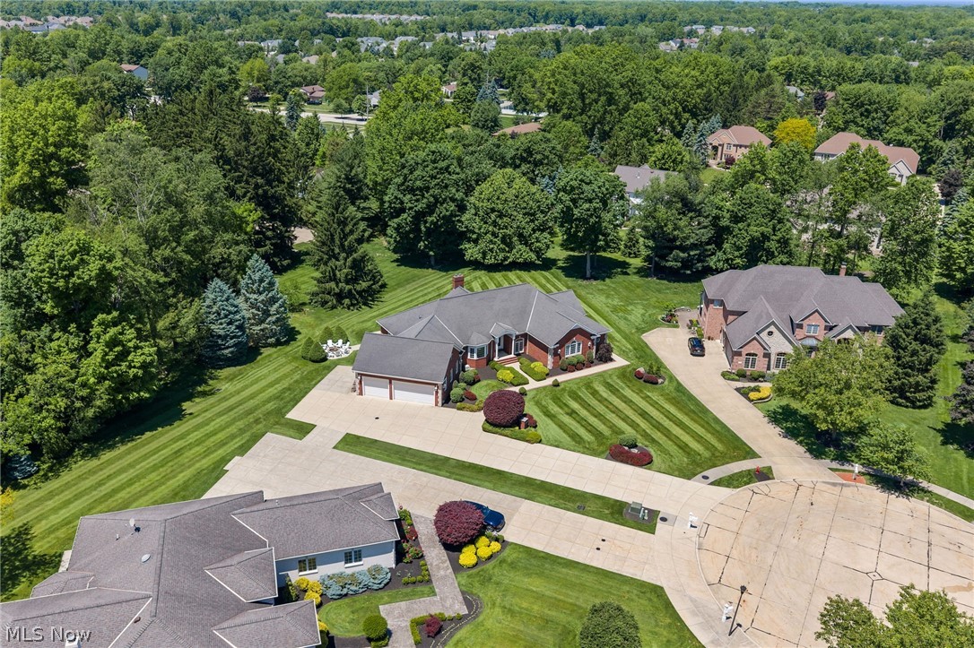 427 Diana Court Highland Heights OH 44143