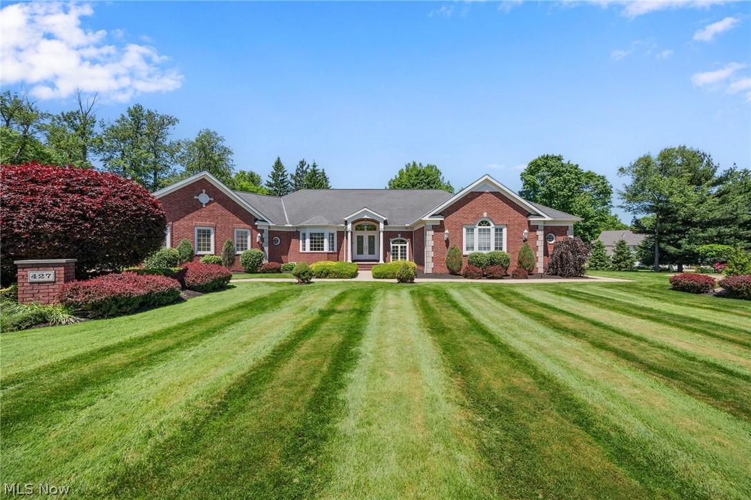 427 Diana Court Highland Heights OH 44143