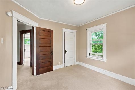1309 Bellows Street Akron OH 44301