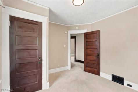 1309 Bellows Street Akron OH 44301