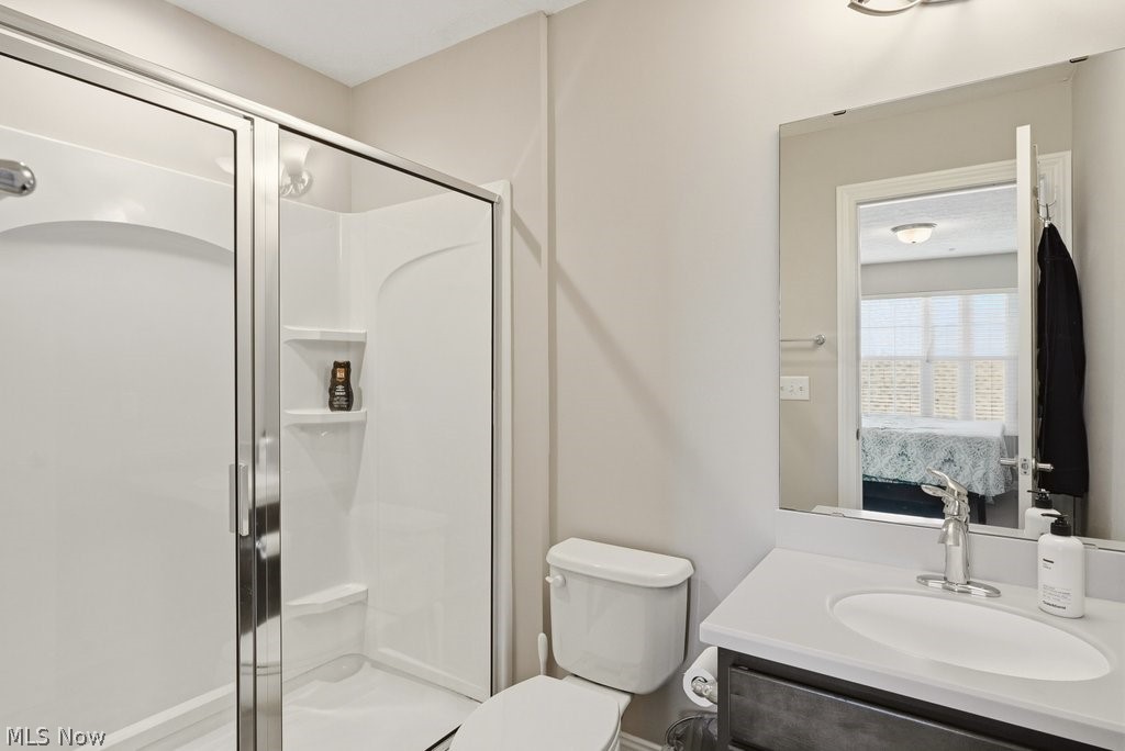 351 Glasgow Drive Highland Heights OH 44143