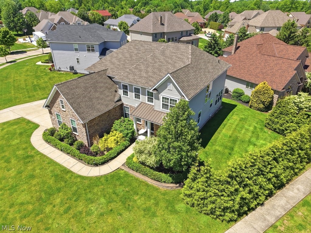 351 Glasgow Drive Highland Heights OH 44143