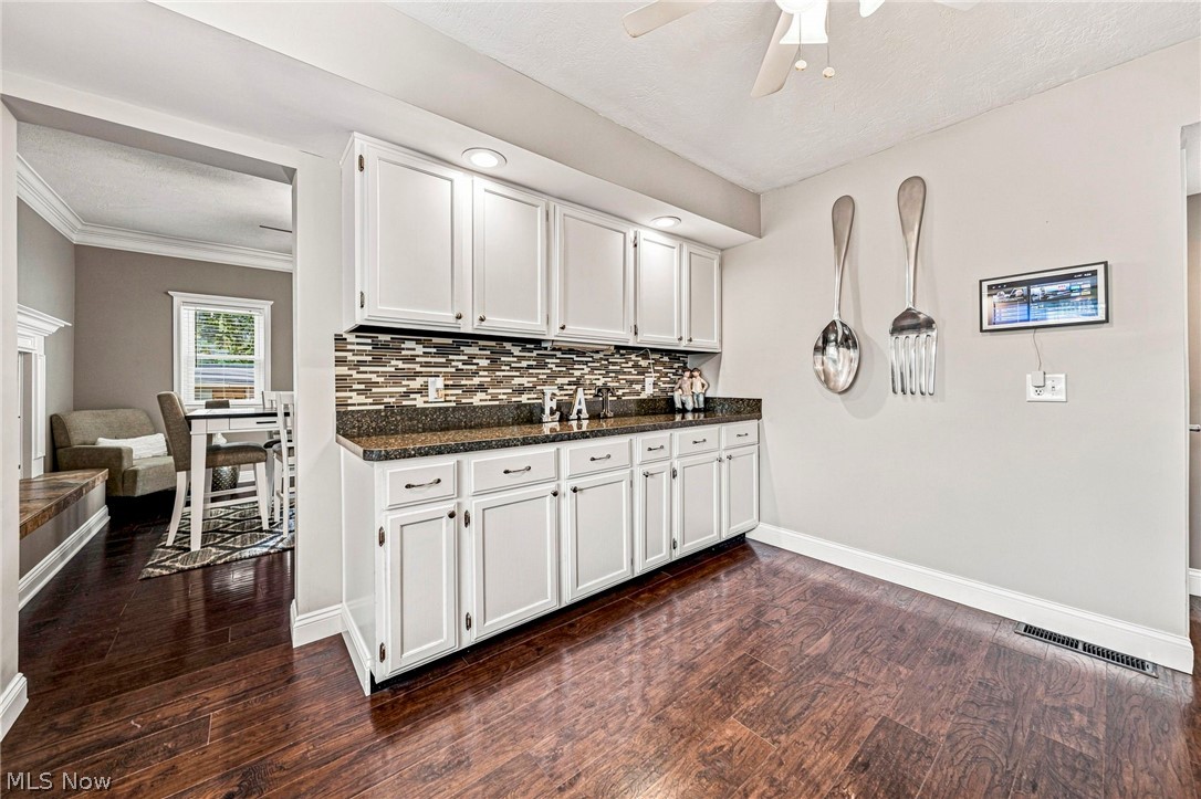 474 Bowhall Road Painesville OH 44077