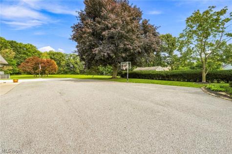 474 Bowhall Road Painesville OH 44077