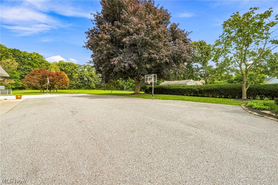 474 Bowhall Road Painesville OH 44077