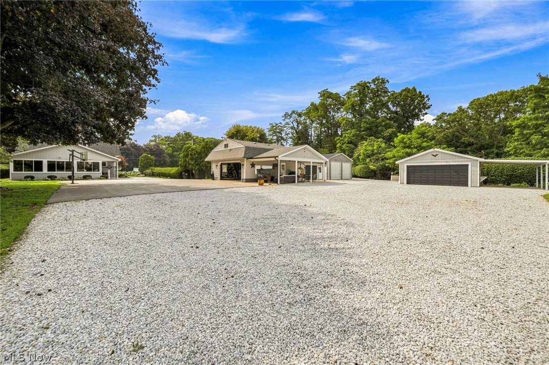474 Bowhall Road Painesville OH 44077