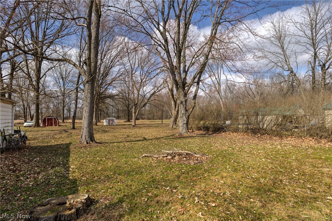 1935 Northfield Avenue NW Warren OH 44485