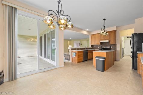 9443 Drury Way North Ridgeville OH 44039