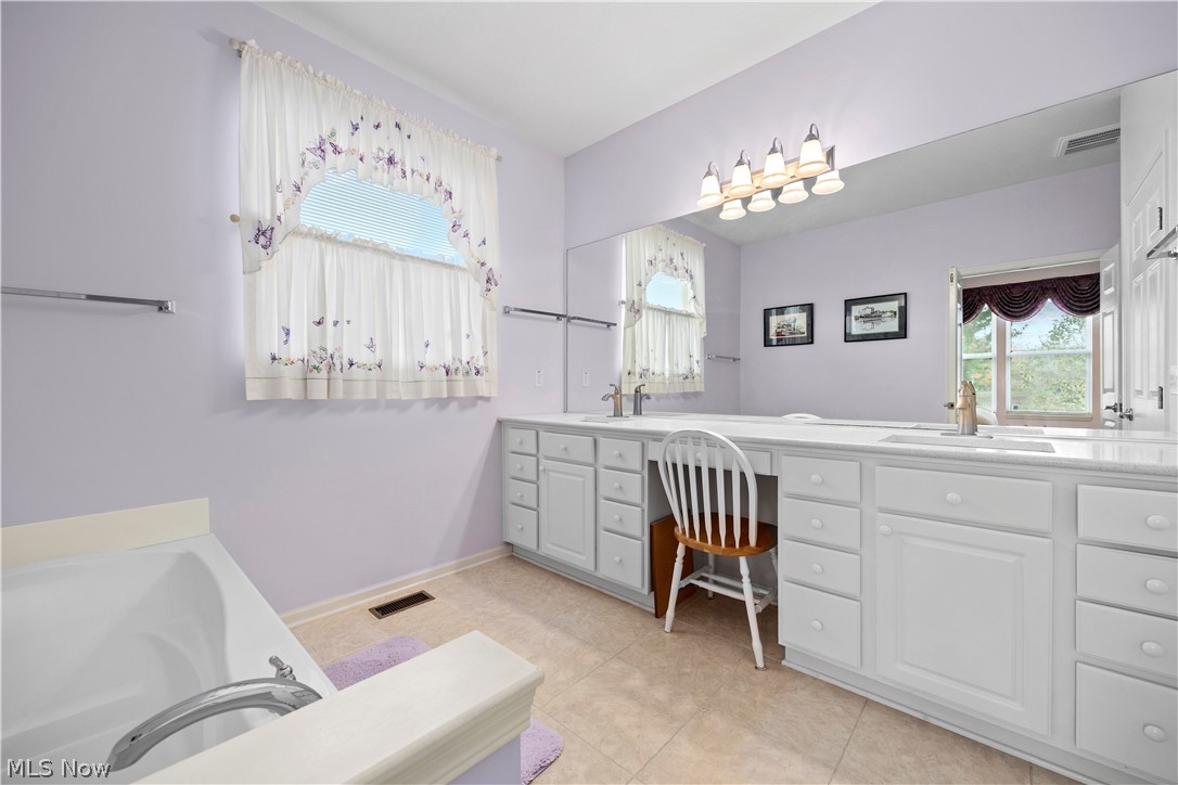 9443 Drury Way North Ridgeville OH 44039