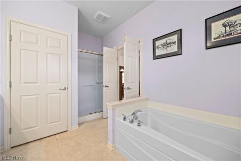 9443 Drury Way North Ridgeville OH 44039