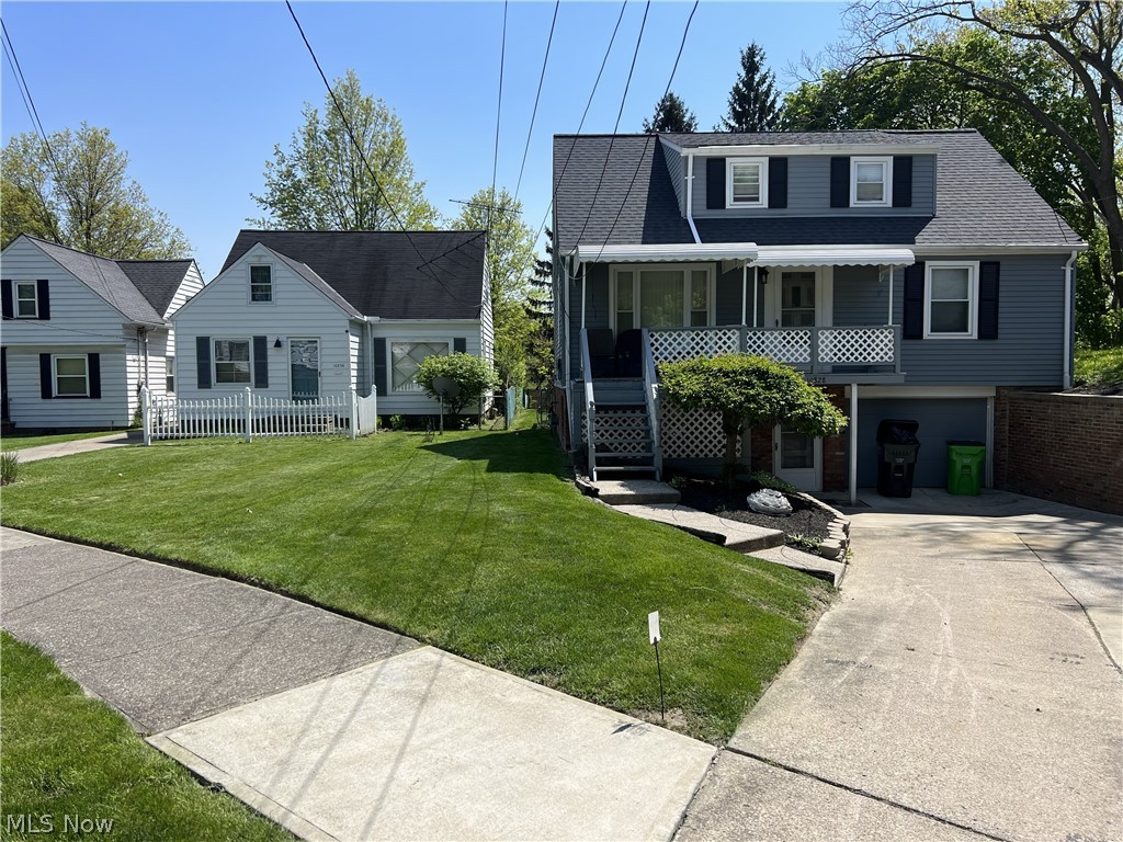 10828 Mountview Avenue Garfield Heights OH 44125