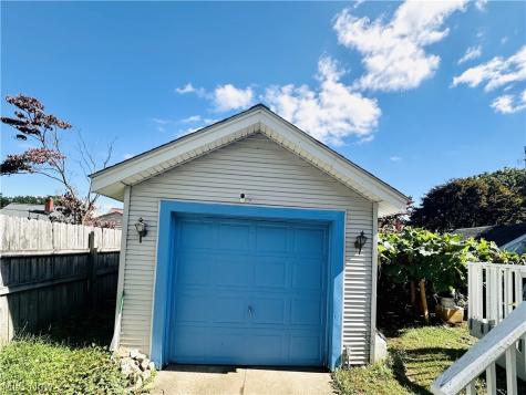 1281 Oakland Avenue Akron OH 44310
