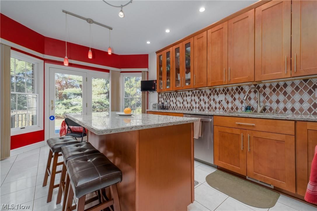 4883 Earlscourt Circle NW Canton OH 44718