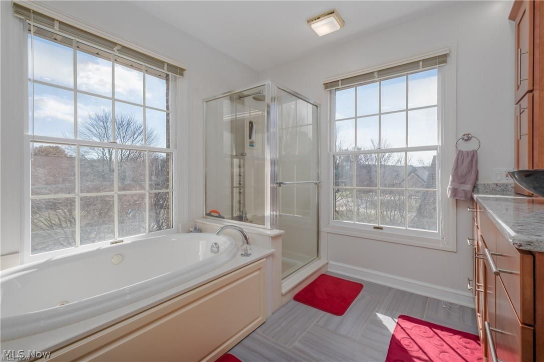 4883 Earlscourt Circle NW Canton OH 44718