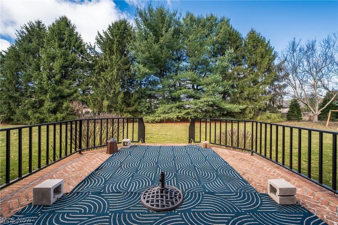 4883 Earlscourt Circle NW Canton OH 44718