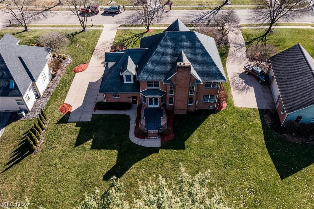 4883 Earlscourt Circle NW Canton OH 44718