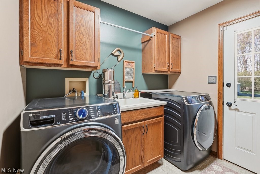 3606 Avanti Lane Uniontown OH 44685