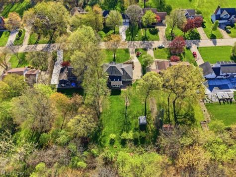 3606 Avanti Lane Uniontown OH 44685