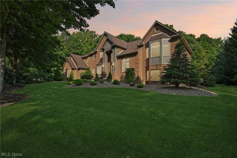 1185 Kings Ridge Wadsworth OH 44281