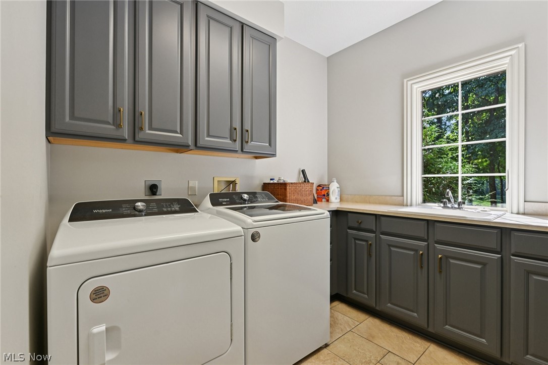 1185 Kings Ridge Wadsworth OH 44281