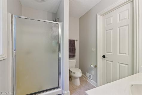 1185 Kings Ridge Wadsworth OH 44281