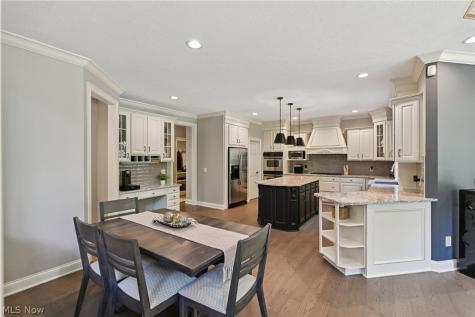 1185 Kings Ridge Wadsworth OH 44281