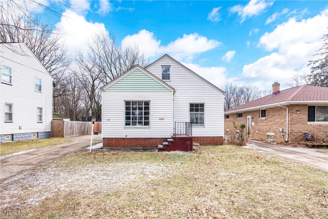 4813 Snow Road Parma OH 44134