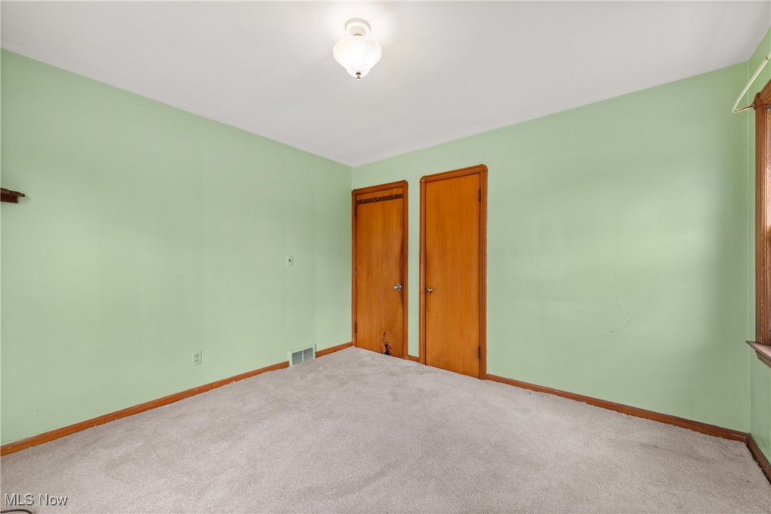 4813 Snow Road Parma OH 44134