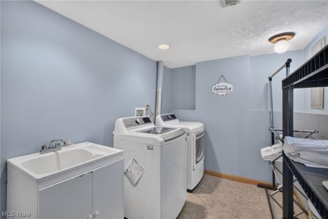 6469 Carter Boulevard Mentor OH 44060