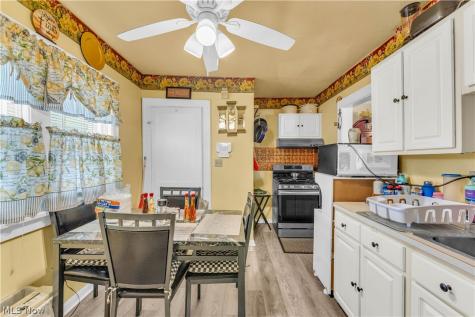 1533 E 195th Street Euclid OH 44117