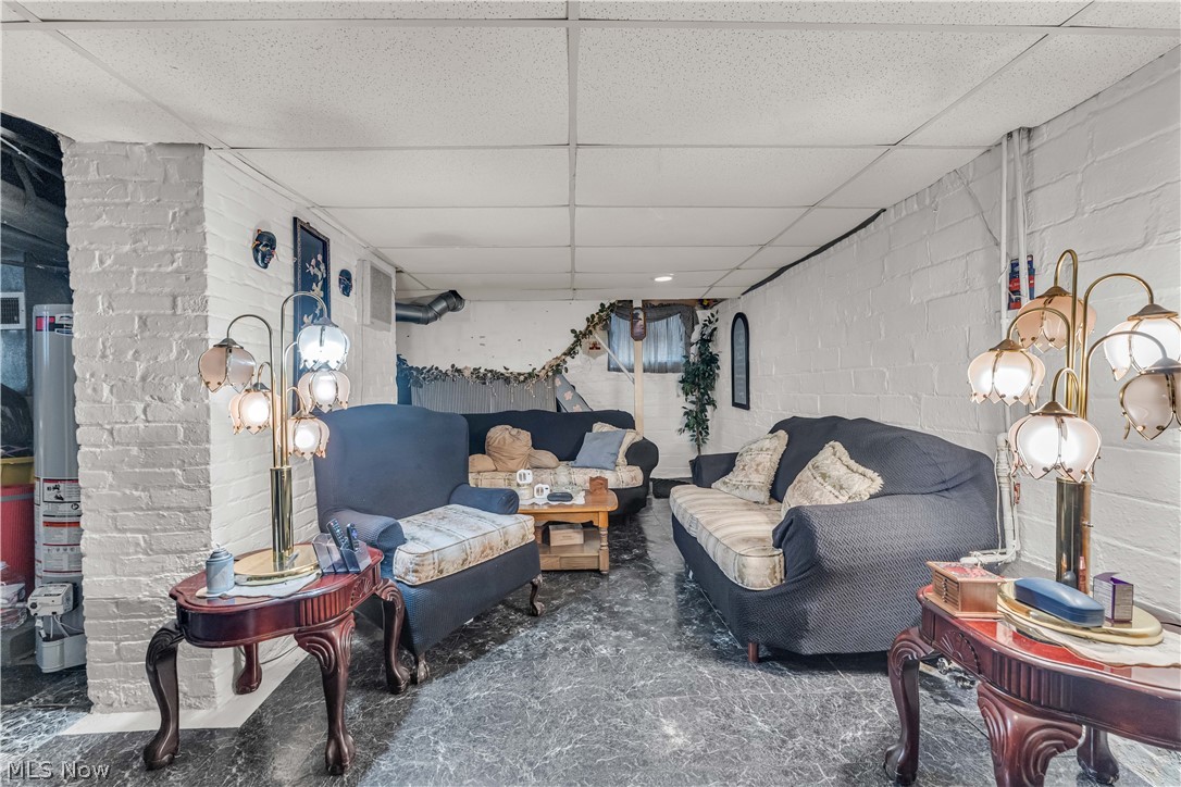 1533 E 195th Street Euclid OH 44117