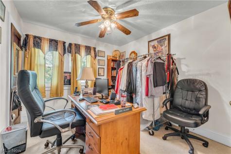 1533 E 195th Street Euclid OH 44117