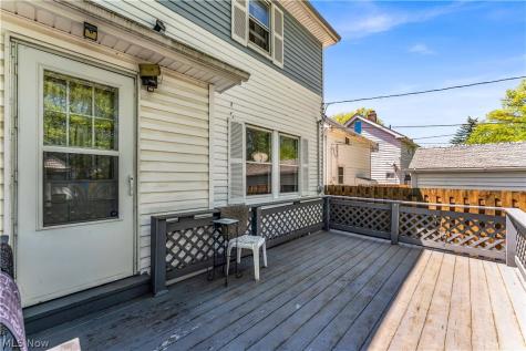 1533 E 195th Street Euclid OH 44117