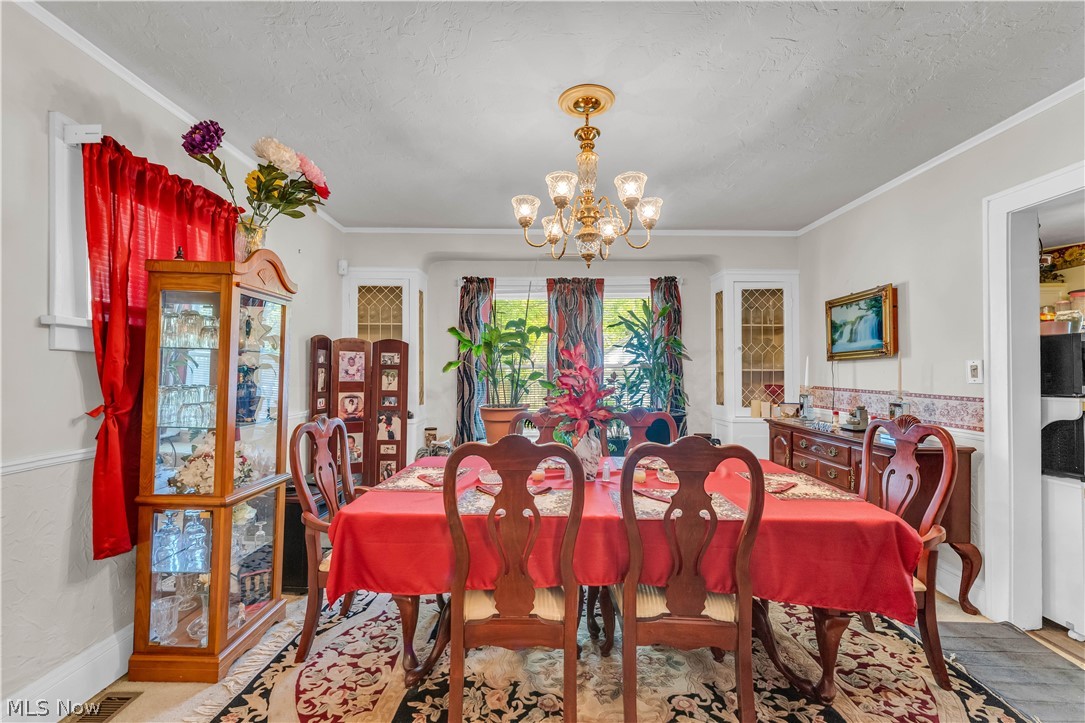 1533 E 195th Street Euclid OH 44117