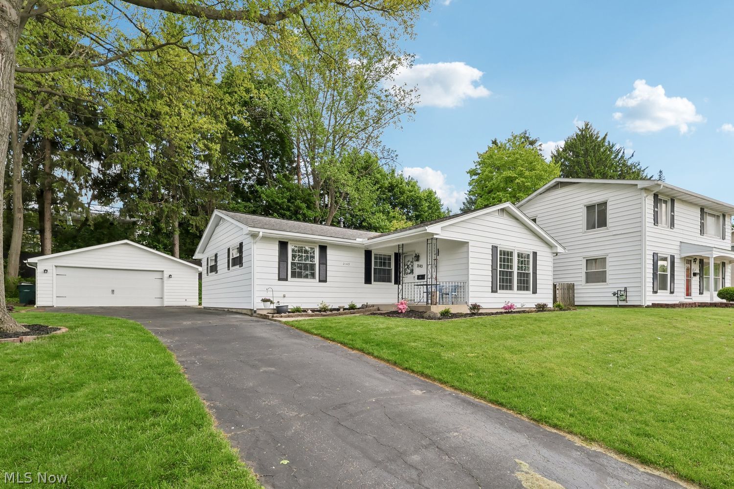 2143 Issaquah Street Cuyahoga Falls OH 44221