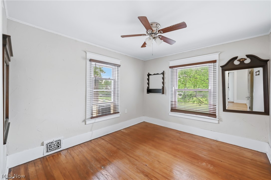 4144 Helena Avenue Youngstown OH 44512
