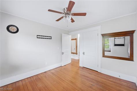 4144 Helena Avenue Youngstown OH 44512