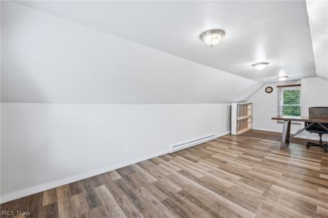 4144 Helena Avenue Youngstown OH 44512