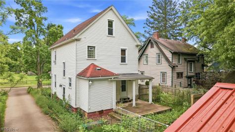 4144 Helena Avenue Youngstown OH 44512