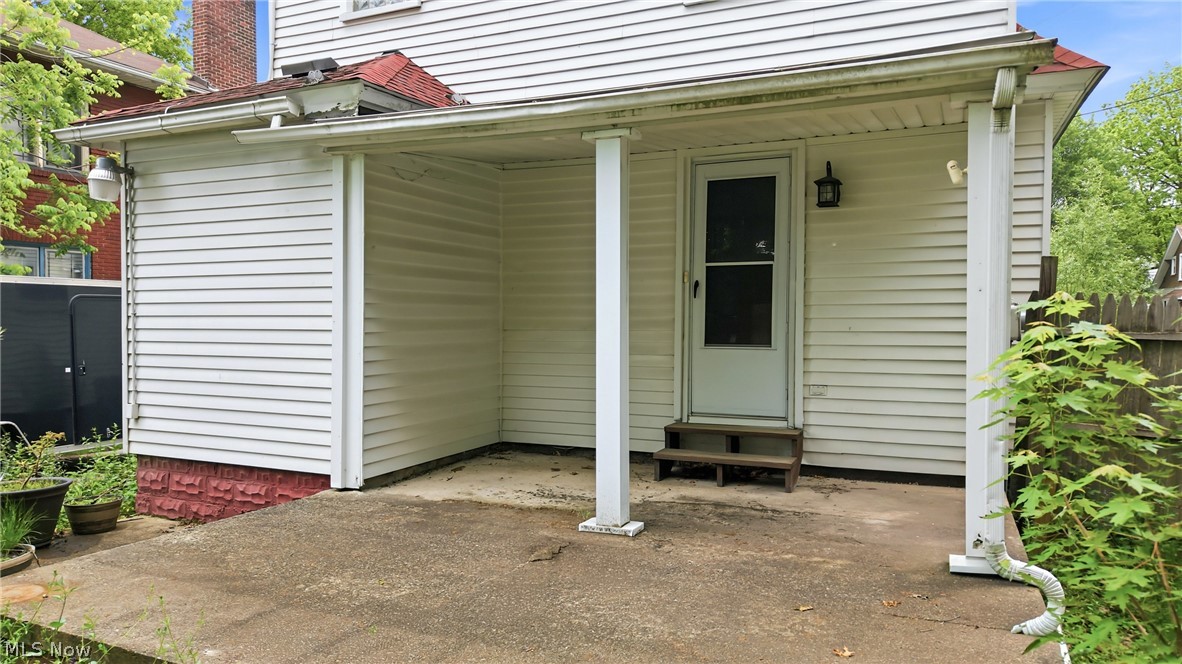 4144 Helena Avenue Youngstown OH 44512