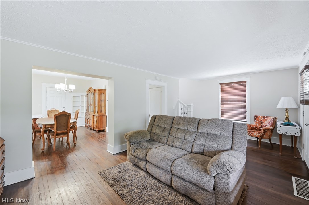 4144 Helena Avenue Youngstown OH 44512
