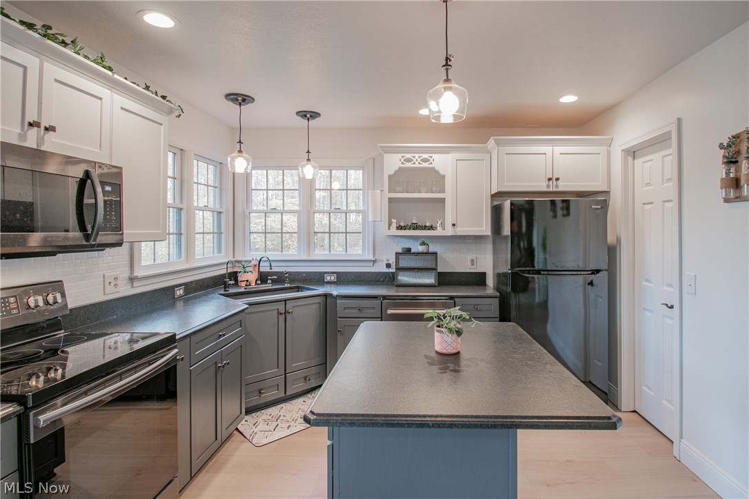 700 Stillwater Drive Deerfield OH 44411