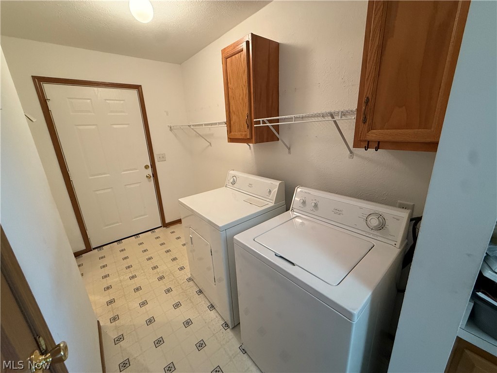 135 Phoenix Drive NW Dover OH 44622