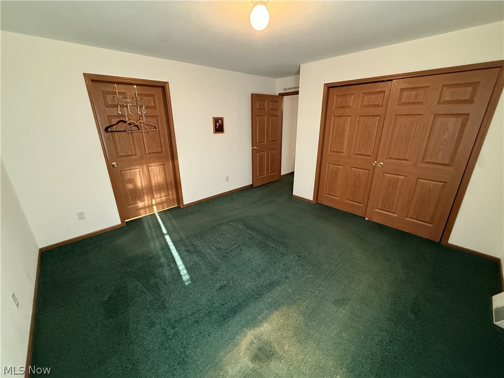 135 Phoenix Drive NW Dover OH 44622